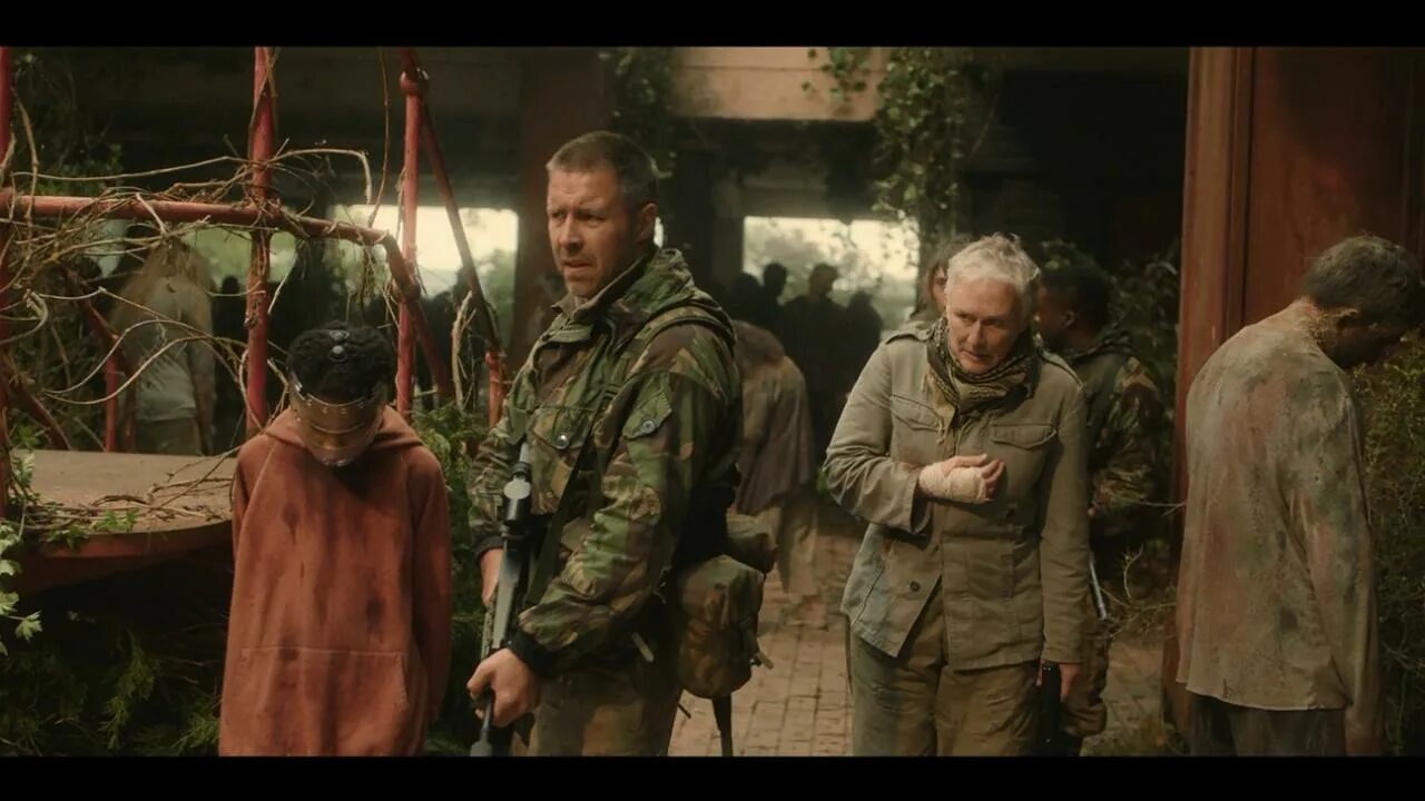 Новая эра 4. Новая эра z фильм 2016 зомби. пэдди консидайн новая эра z. фильм новая эра 2. сенниа нануа новая эра z.