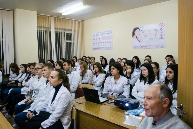 Кафедра дерматовенерологии пгму. Кгму кафедра акушерства. Кгму кафедра акушерства. Кгму кафедра гинекологии. Кгму кафедра акушерства.