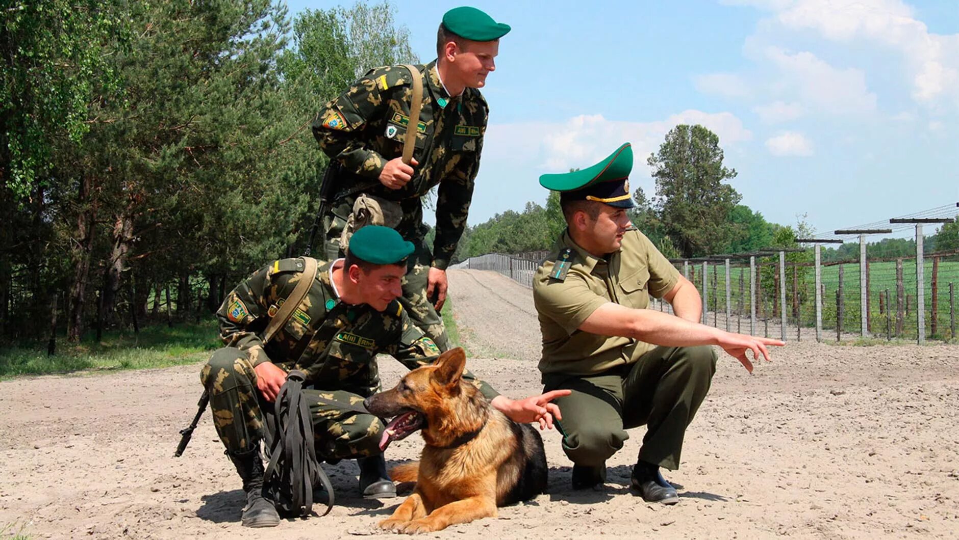 Пограничник пробуждение. Погранотряд ПМР. Погранзастава Нормельн. Пограничные войска РФ. Пограничная служба ПМР.