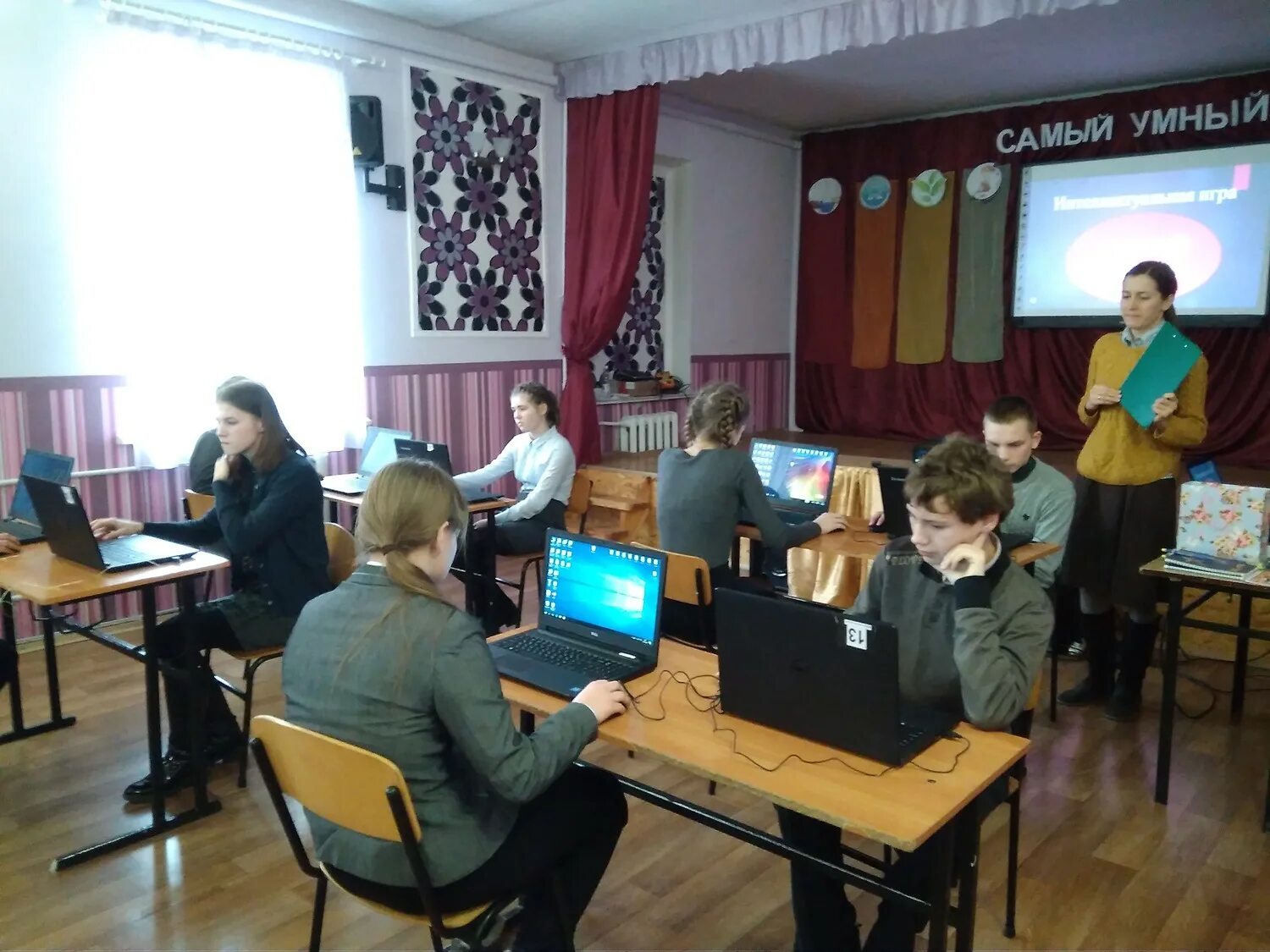 мбоу щебетовская школа им м а македонского. элжур щебетовская школа имени македонского. щебетовская школа г. щебетовская школа. элжур щебетовская школа имени македонского.