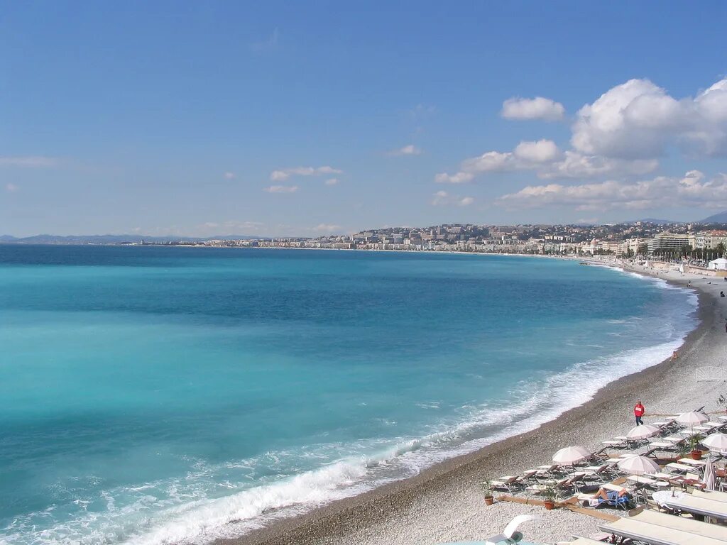 Nice beach. Пляж де карра Ницца. Ницца Центральный пляж. Ницца сентябрь 2019 пляж. Ницца пляжи песчаные.