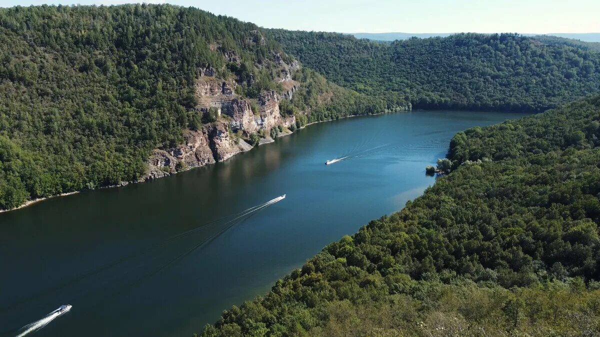 Сакмарское водохранилище в башкирии. Нугушское водохранилище Башкортостан. Юмагузинское водохранилище Башкирия. Юмагузинское водохранилище ущелье. Водохранилище Павловка Башкортостан.