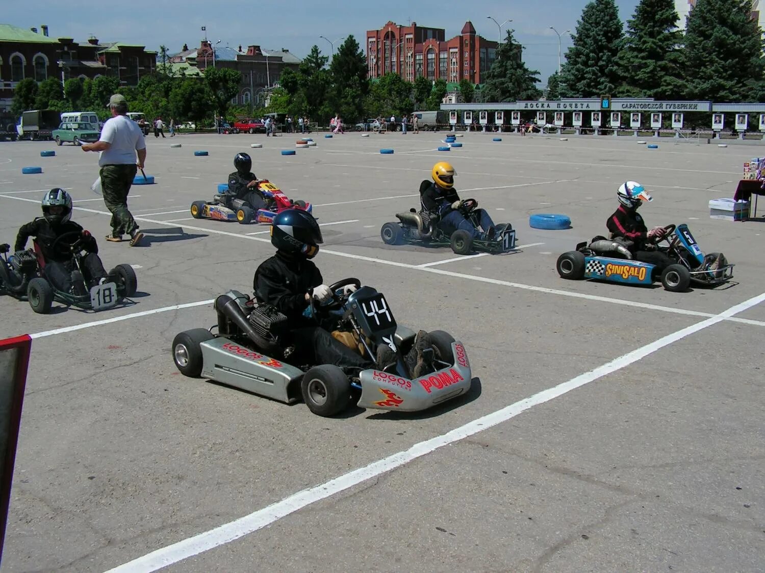 картинг батайск. картинг солярис мытищи. картинг южно-сахалинск. дом картингов. картинг станция юных техников.