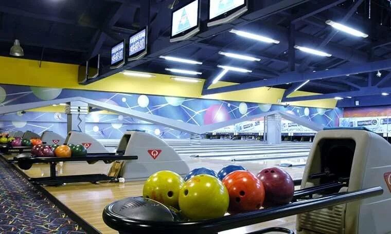 Агат боулинг златоуст. Боулинг сбс. Боулинг оз молл краснодар. Жемчужина батайск боулинг. Боулинг в сызрани крц улица 27.