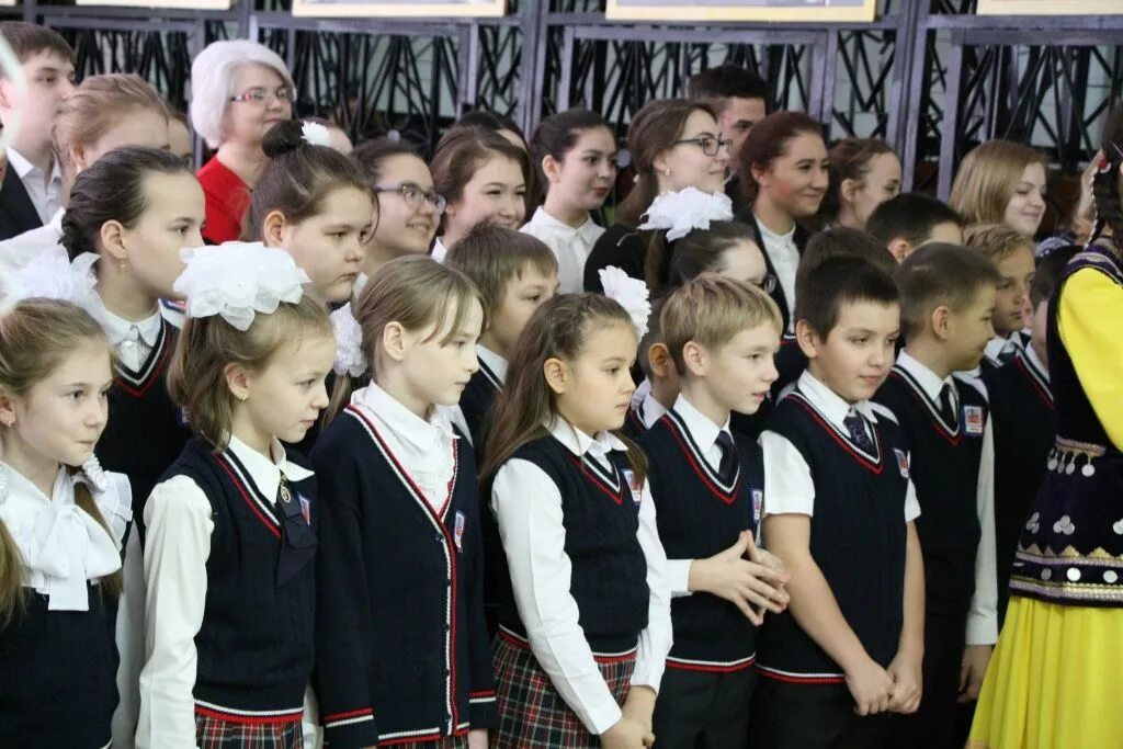 Директор 121 гимназии уфа. 34 гимназия уфа. 121 гимназия уфа. Фото класс гимназия 121. Фото класс гимназия 121.