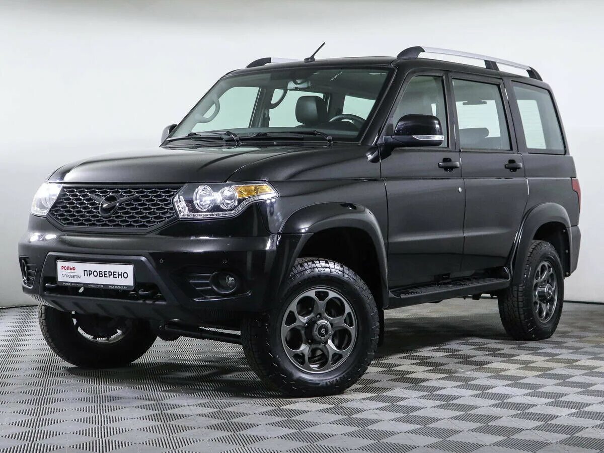 Jeep compass 2018. Внедорожники 150 л с. Танк 500 грейт вол черный. Уаз кредит. Jeep compass ii, 2018 trailhawk 2.