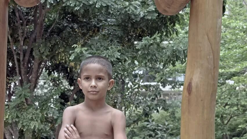 Бразильский мальчик. Brazil boy song video. Бойс бразилия. Brazilian boy drill. Ребенок с бразильским флагом.