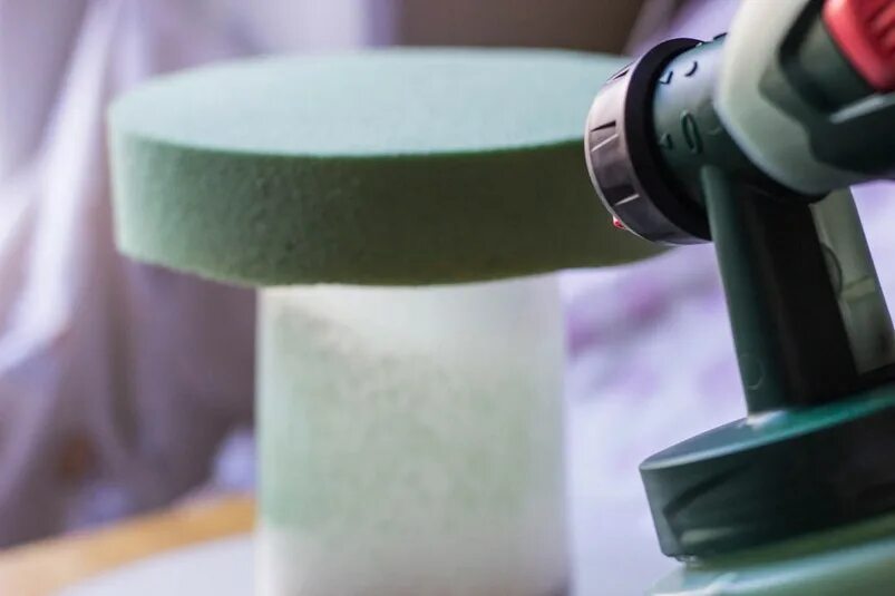 Торт велюр как сделать краскопульт. Краскопульт кондитерский для велюра. Распылитель для велюра. Торт с вельветовым покрытием. Торт велюр.