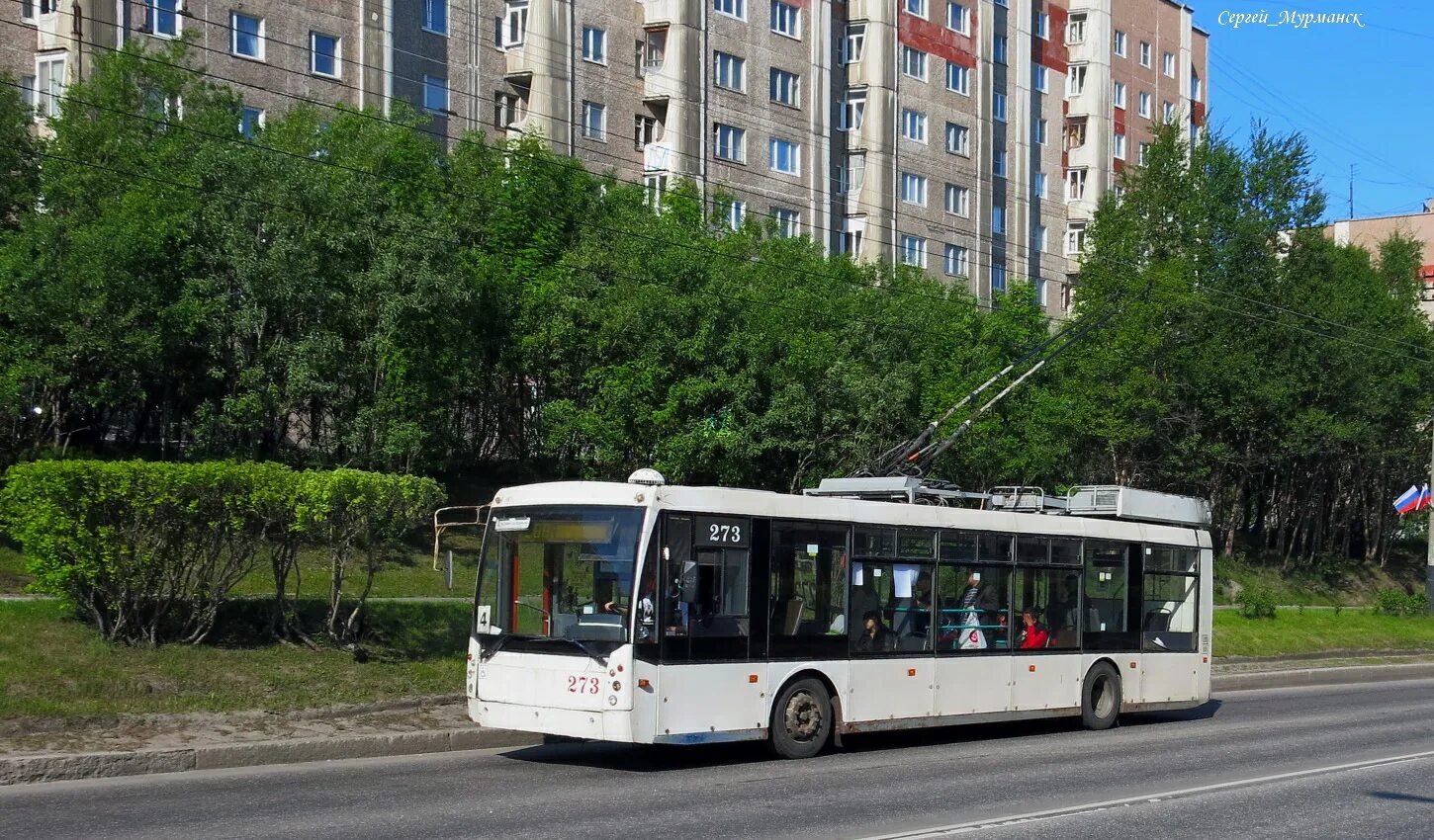 Лиаз 5292 мурманск. Автобус 30 в мурманске. 05 автобус. Троллейбус авангард 2022. Автобус 30 в мурманске.