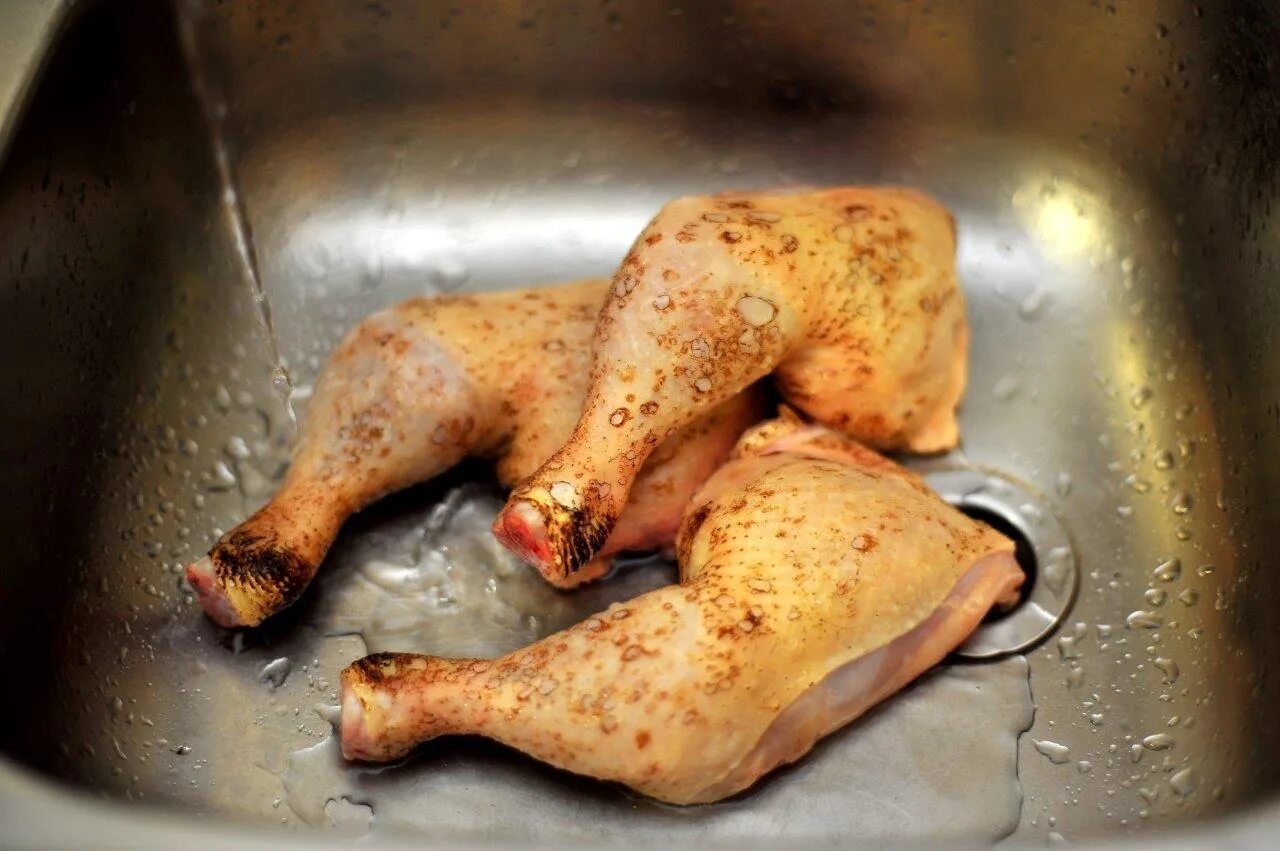 Маринованные голяшки куриные. Замочить куриные ножки. Замариновать курицу в молоке. Замочить куриные ножки. Замочить куриные ножки.