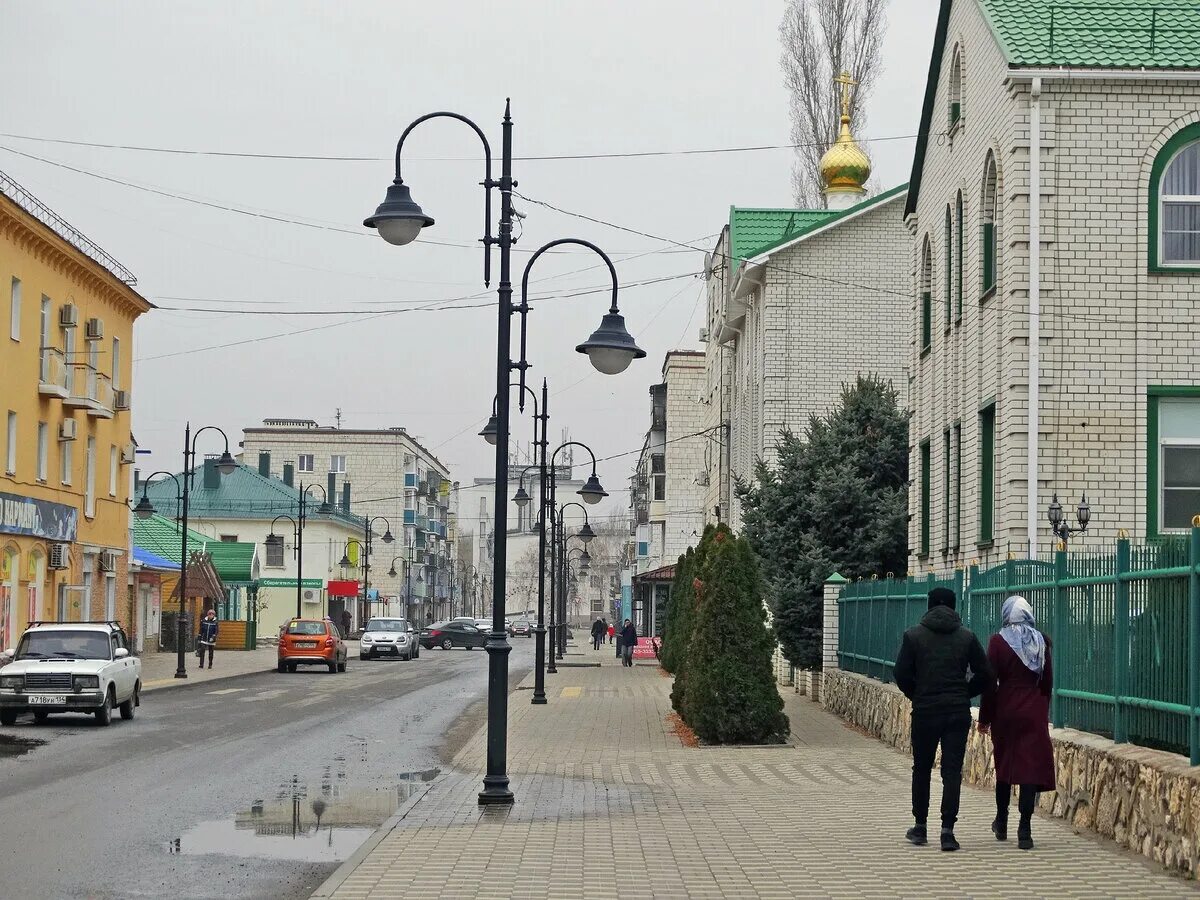 Г Фролово Волгоградской области. Главная улица г.Фролово Волгоградской области. Музей г.Фролово Волгоградской области. Центр города Фролово Волгоградской области.