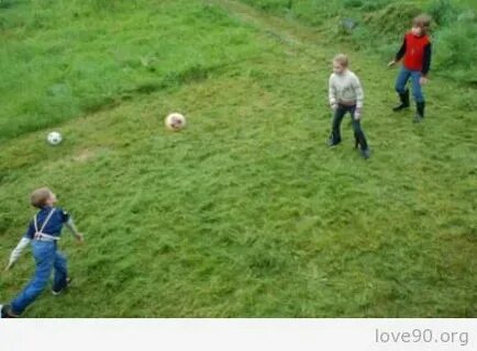 Играть в вышибало