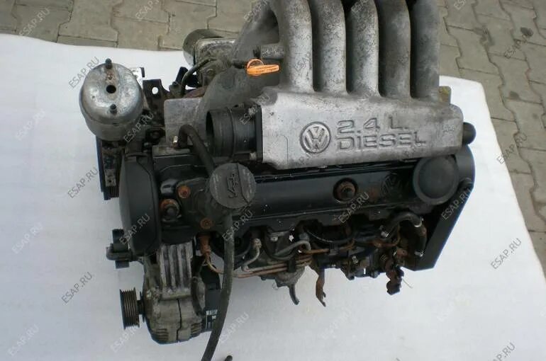 Купить двигатель 2.5 дизель фольксваген. Мотор ААБ Фольксваген 2.4 дизель. VW t4 двигатель 2.4. Двигатель Volkswagen Transporter t4. Volkswagen Transporter t4 двигатель 2.4.