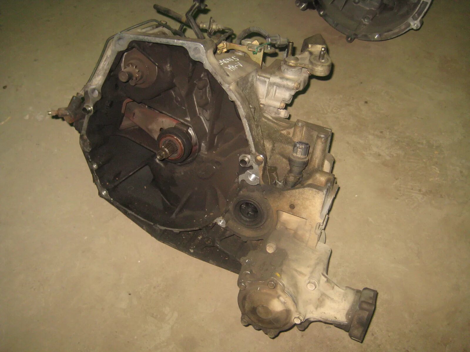 Cr v мкпп. Мкпп d16. мкпп хонда hr-v 4wd. honda cr-v 3 коробка передач. мкпп v5m311srds.