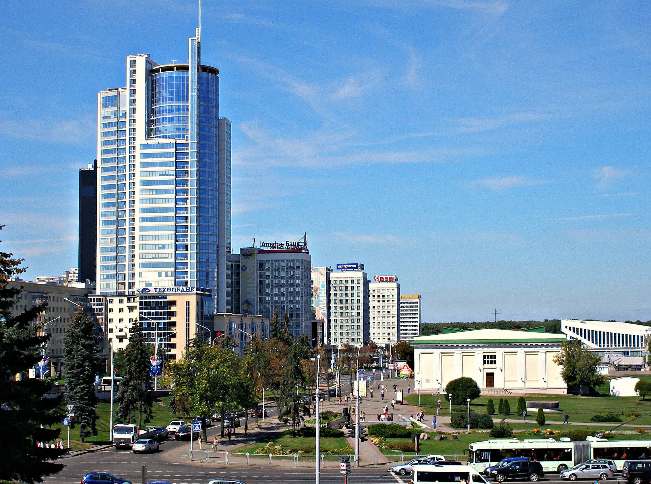 Гостиница виктория беларусь проспект победителей. Москва улица победителей 21 фото. Дом профессиональных союзов минск. Дом профсоюзов минск. Дом профсоюзов минск победителей 21.