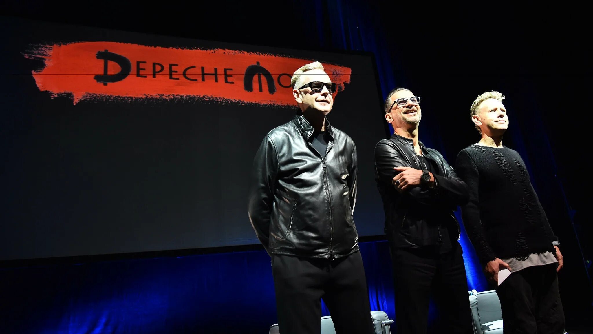 Депеш мод афиша. Depeche mode 2025. depeche mode 2000. depeche mode 1920х1080. энди флетчер депеш мод.