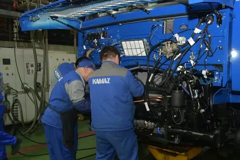 В каком городе расположено предприятие камаз
