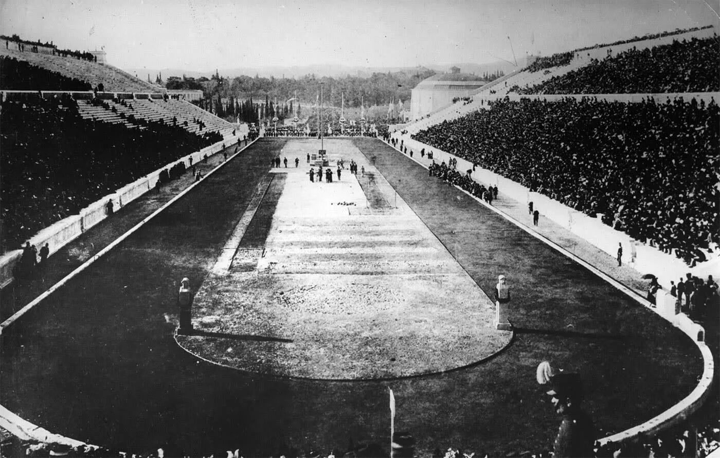 Стадион динамо 1936. Первые олимпийские игры современности 1896. Первые олимпийские игры восточной европы. Олимпийские игры в токио 1964. Олимпийские стадион афины 1896.