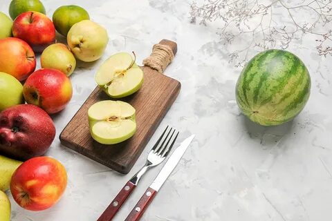 Apple pieces