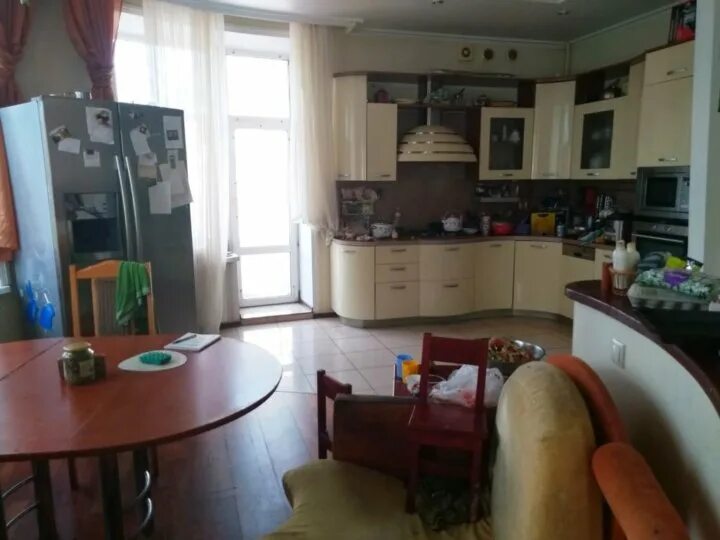 Сочи обмен 2 квартир в разных районах на 1 большую в центре. Обмен квартир в балаково. Обмен квартиры на квартиру в москве. Обмен 2 комнатной квартиры на 1 комнатную с доплатой. Обменяй старую квартиру на новую.