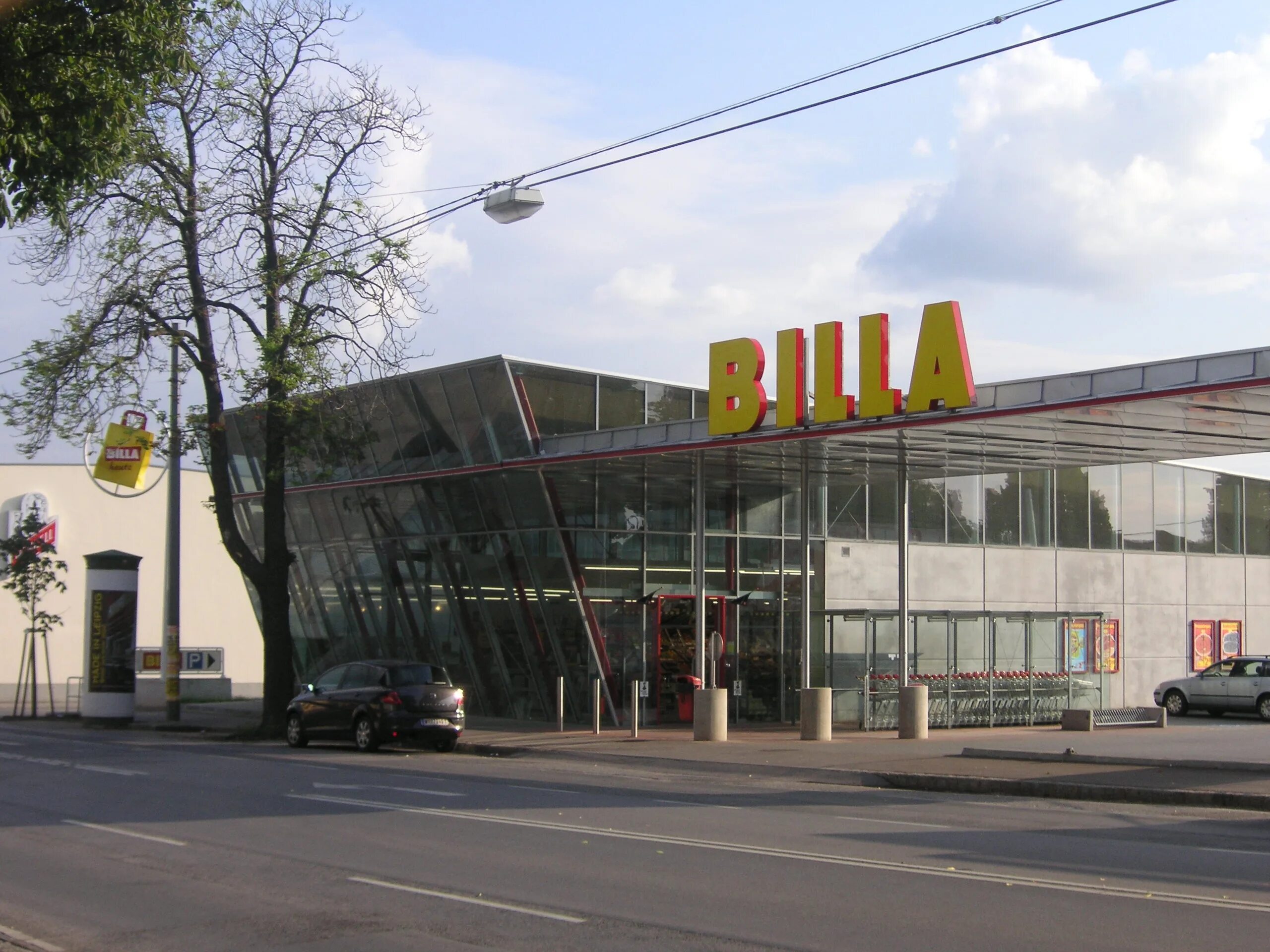 Билла ю. Супермаркет билла. билла в центре вены.