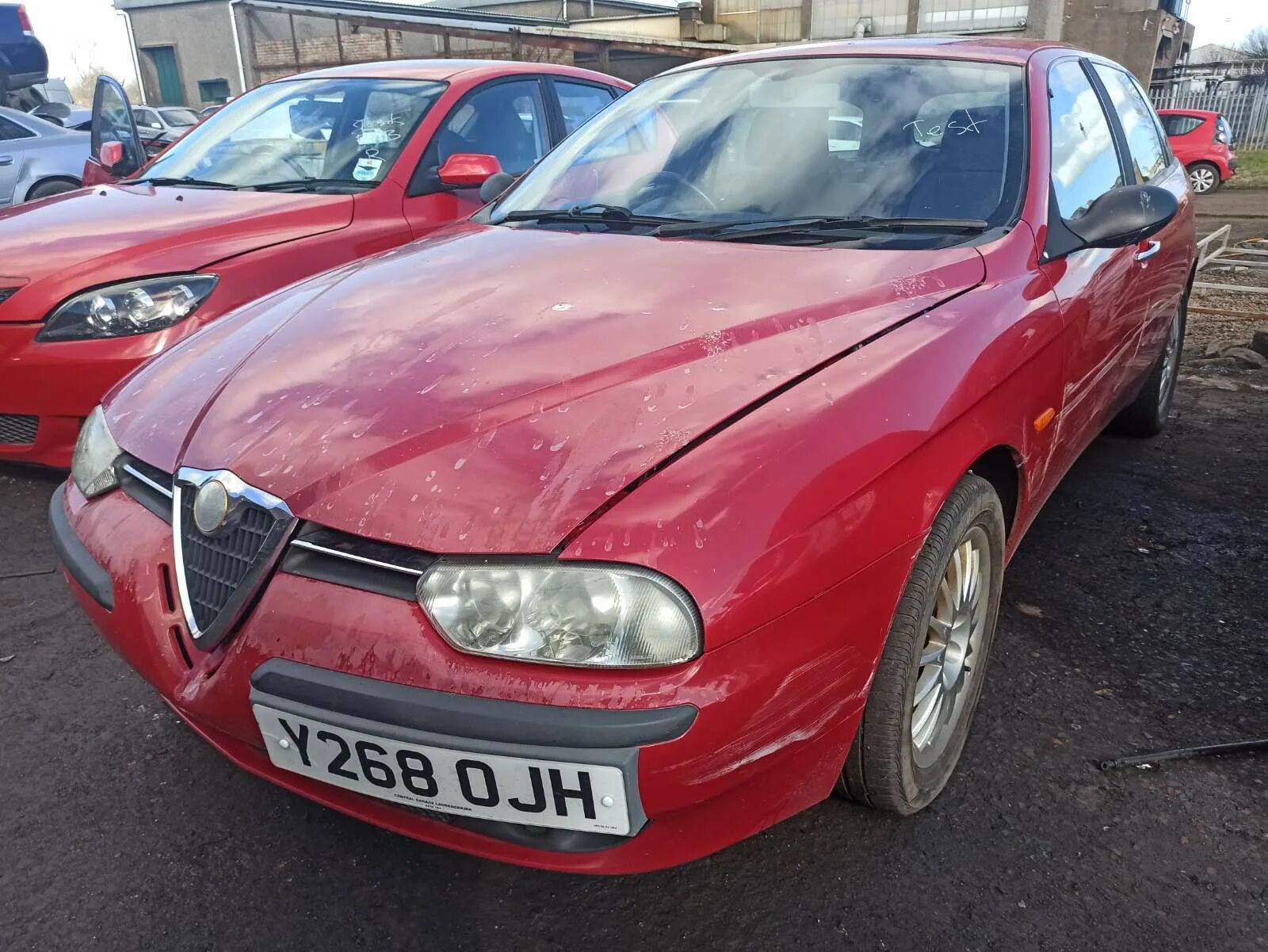 Разборка альфа ромео. Разборка альфа ромео. Alfa romeo 156 1997. Альфа ромео 146 разборка передней панели. Разборка альфа ромео.