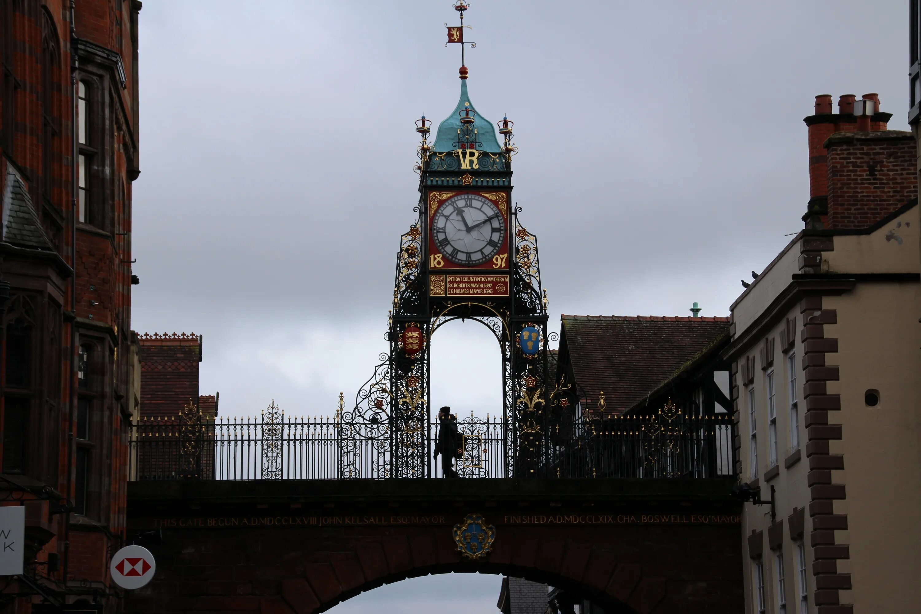 Часовая башня саат-Кулеси (XIX В.),. Часовая башня средневековья. Chester City England. Часовая башня Святого Михаила.