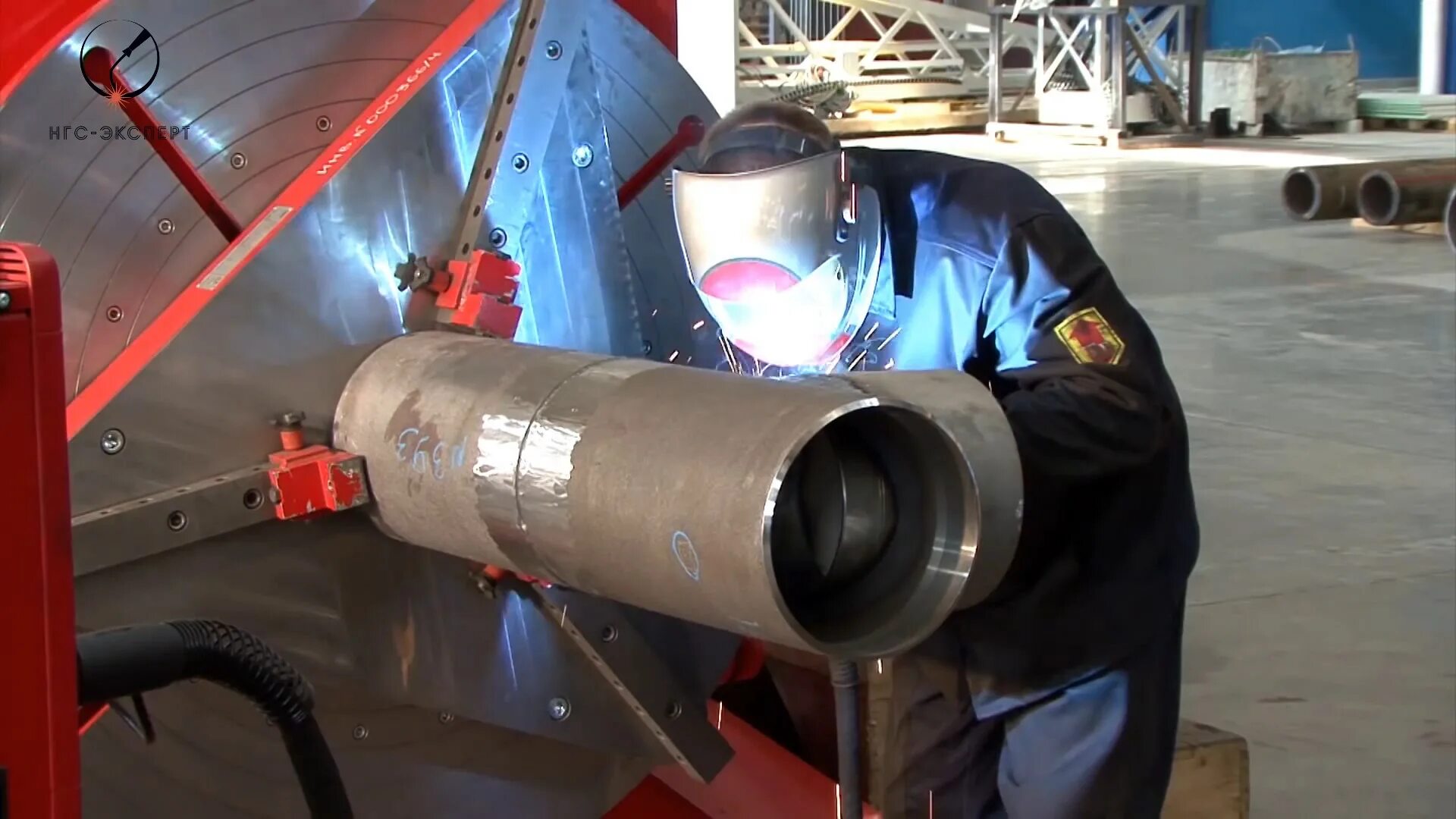 Сварщик. Сварщик газпром. Сварщик нгдо. Сварщики аргонщики. Накс сварщика.