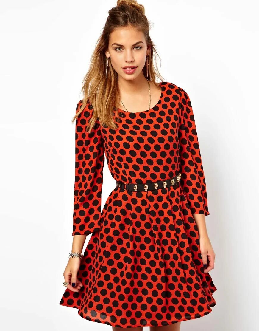 Красное платье в черный горох. Красное платье в черный горох. Красное платье в горошек. Красное платье в горошек. Polka dot платье.
