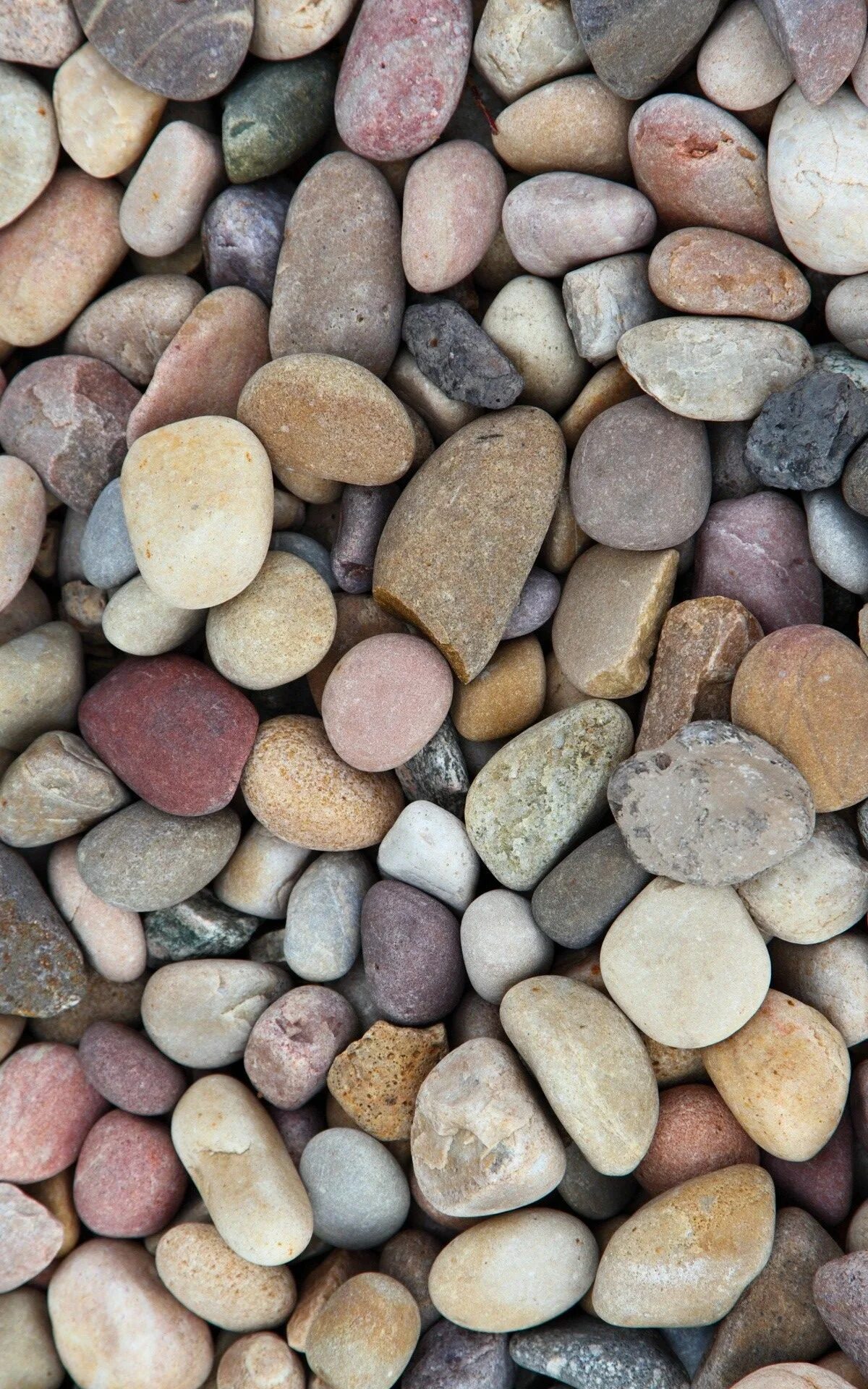 Stones андроид. Разноцветные камни. Камни разноцветные морские. Цветные камушки. Красивые камушки.