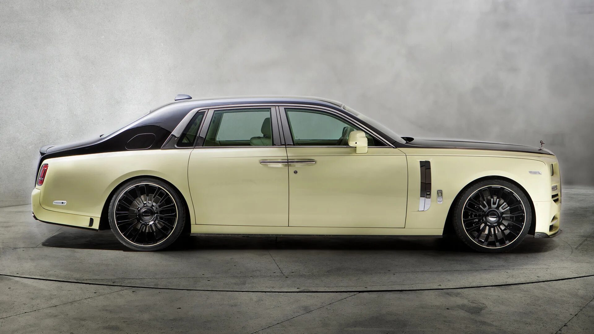 Роллс ройс мансори. Rolls Royce Phantom 8 Mansory. Rolls Royce Phantom Mansory. Rolls-Royce Phantom VIII. 2018 Rolls-Royce Phantom VIII Mansory Bushukan Edition.