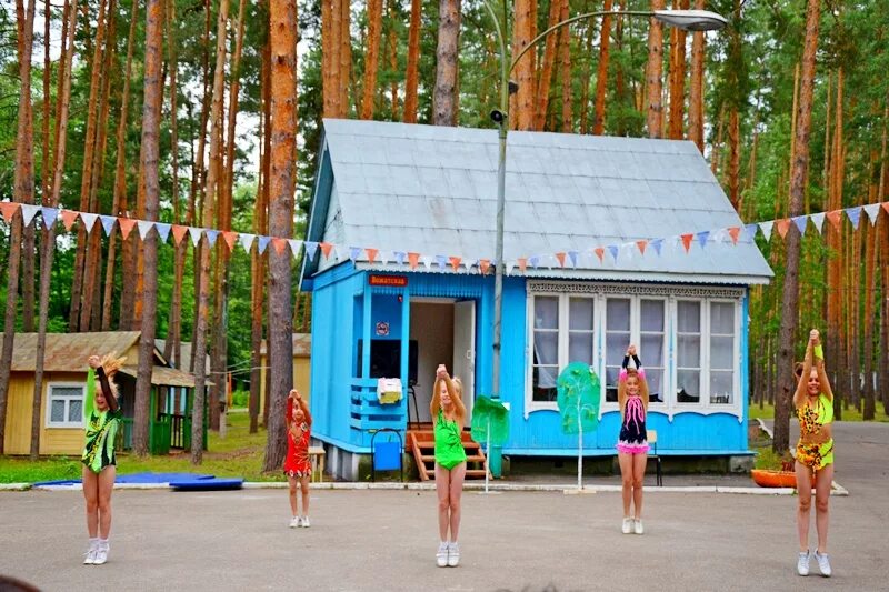 Салют лагерь детям. Лагерь салют безлюдовка. Салют лагерь детям. Лагерь салют 2023. Салют лагерь детям.