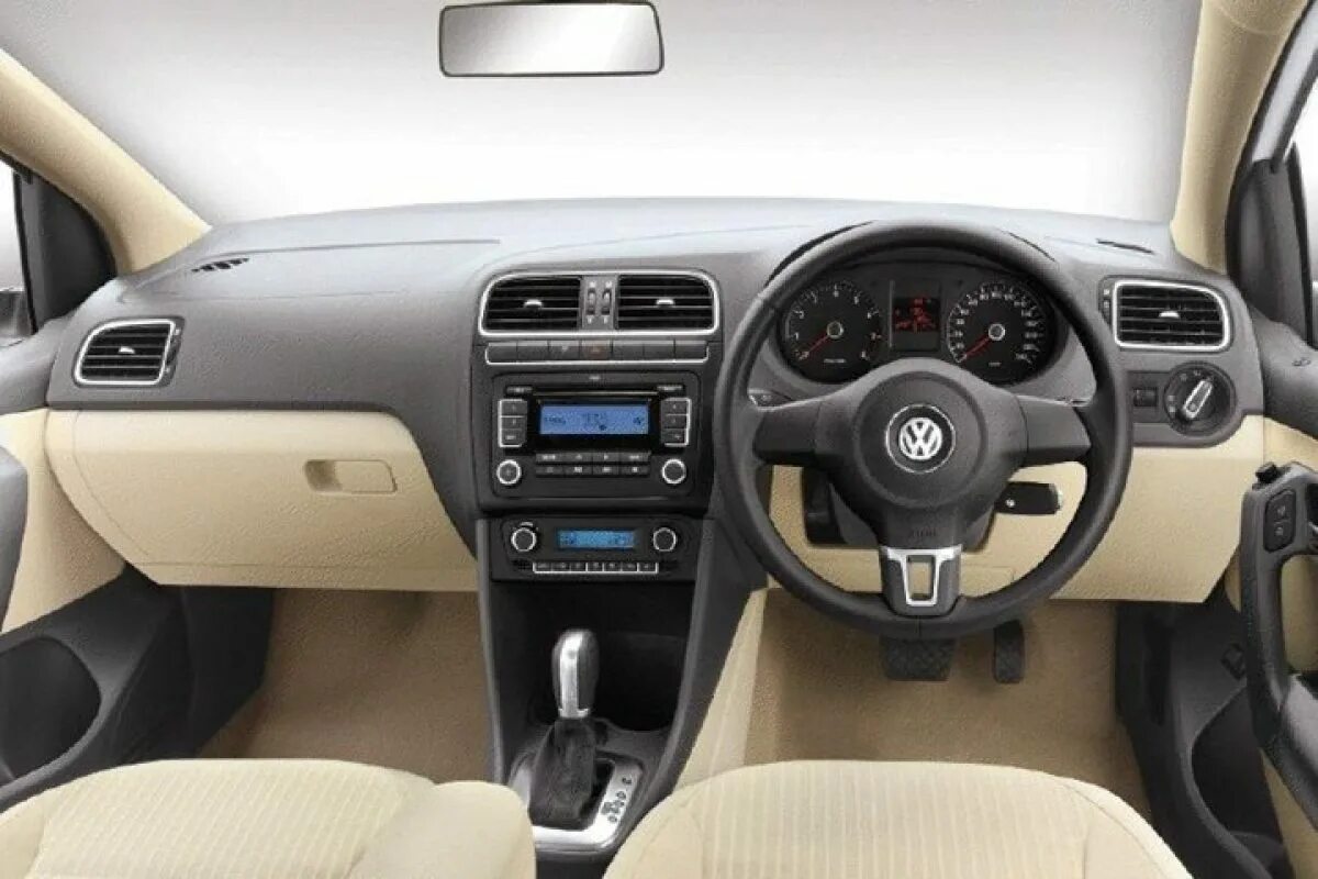 Торпеда фольксваген поло. Volkswagen Polo sedan 2012 салон. Volkswagen Polo sedan салон. Фольксваген поло 2023 салон. Фольксваген поло седан 2012 салон.