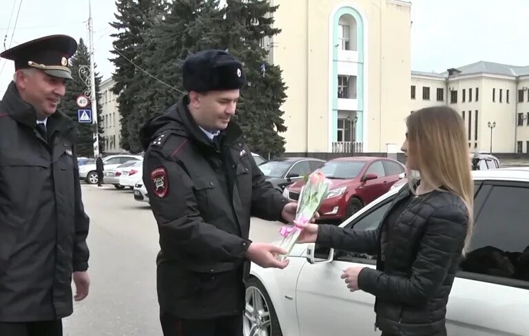 Гибдд черкесск. Начальник ГАИ Черкесск. Сотрудники ГИБДД Черкесск. Начальник ГИБДД Черкесск.