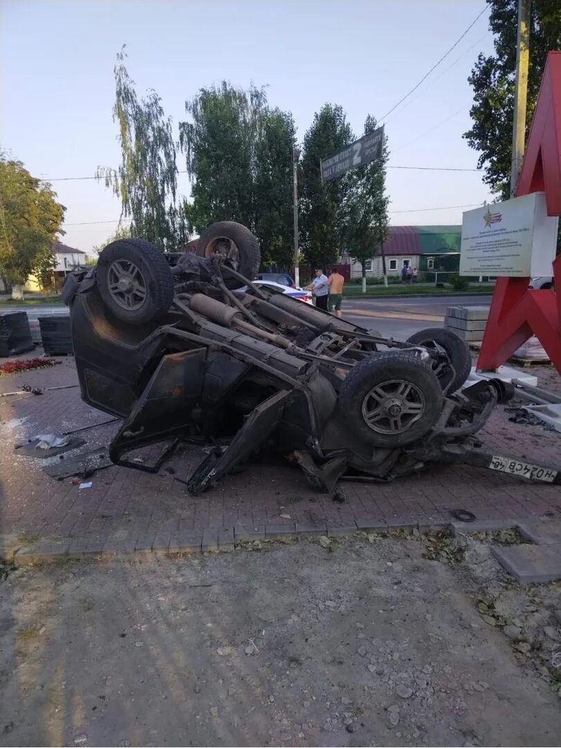 Происшествия добринка 48. Липецкая область дтп в добровском районе. Дтп липецкая область на трассе грязи добринка. Происшествия в добринском районе. Новости липецка.