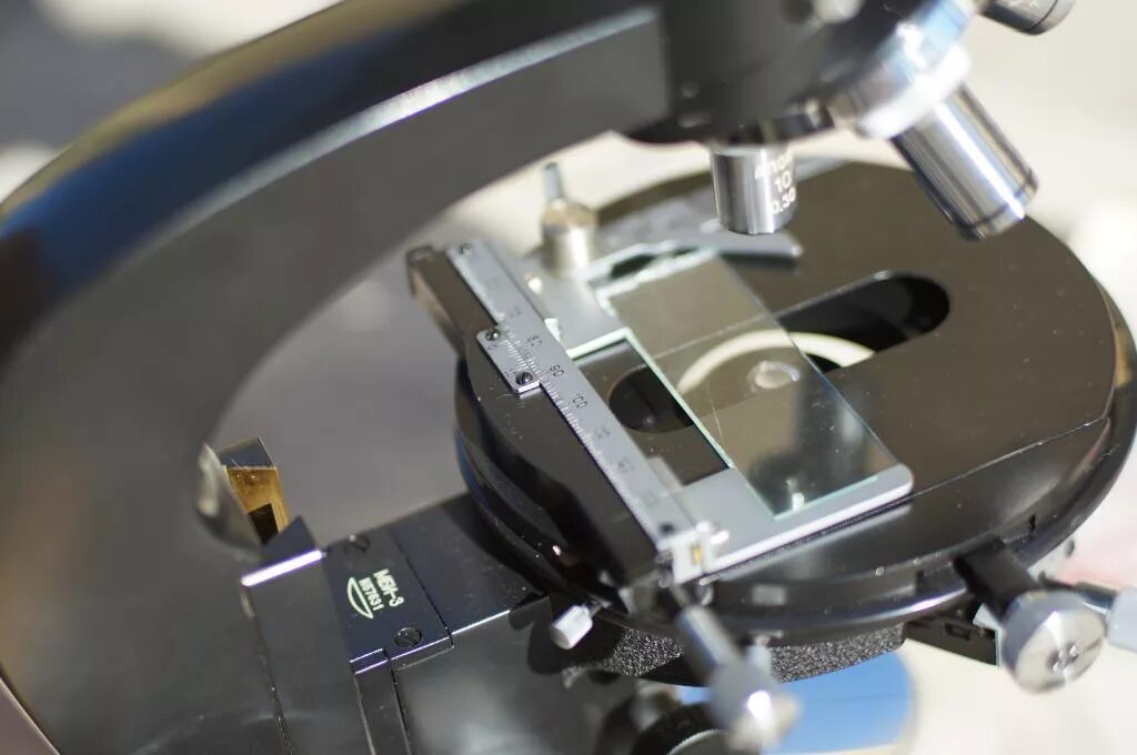 Микроскоп с окулярным микрометром марки мби-3. Мбс-3 микроскоп. Микроскоп биологический мби-1. Микроскоп мби. Микроскоп мби.