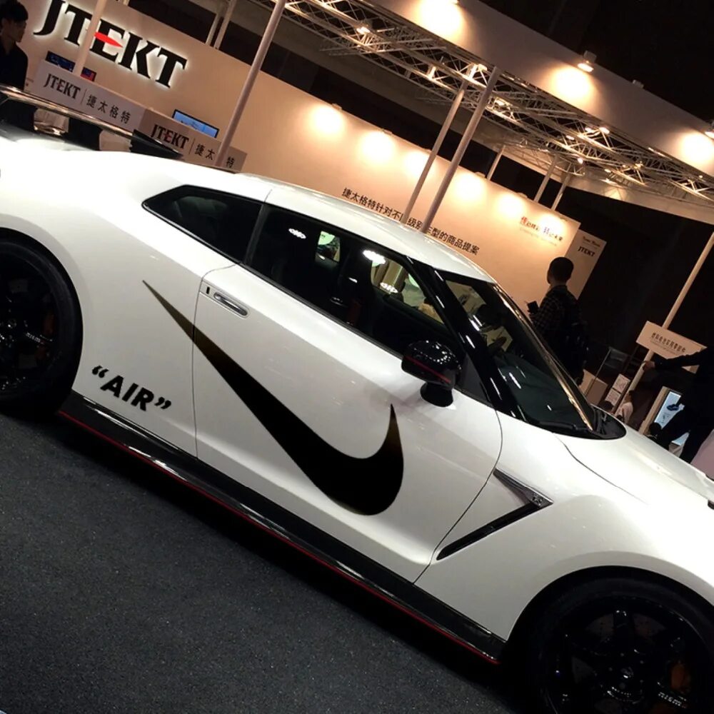 Nike one 2022 машина. Nike concept car. Ламборгини найк. Машина nike. Гольф в стиле найк автомобиль.