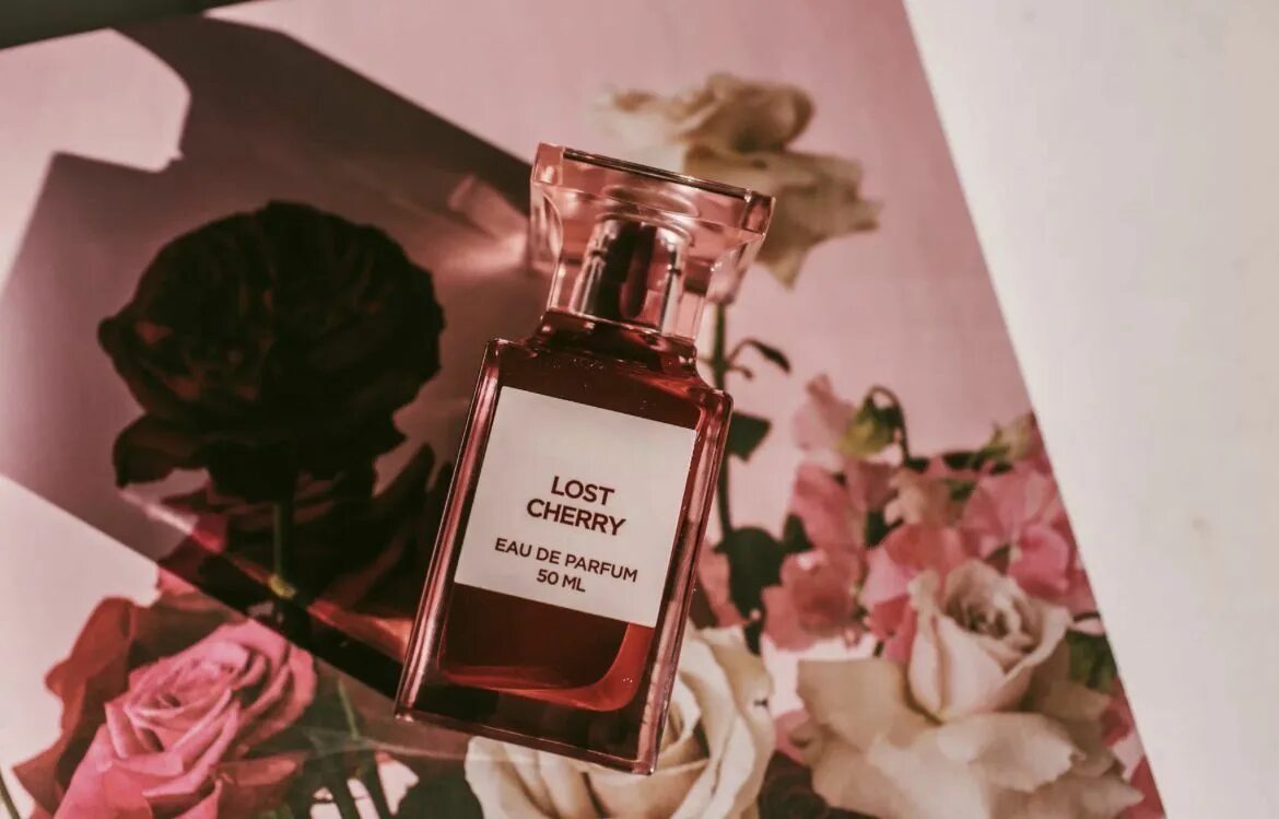 Запах дорогого парфюма. Tom Ford Lost Cherry Eau de Parfum 100 ml. Tom Ford Lost Cherry том Форд лост черри 100 мл. Том Форд лост черри 50 мл. Tom Ford Lost Cherry EDP, 100 ml (Luxe евро).