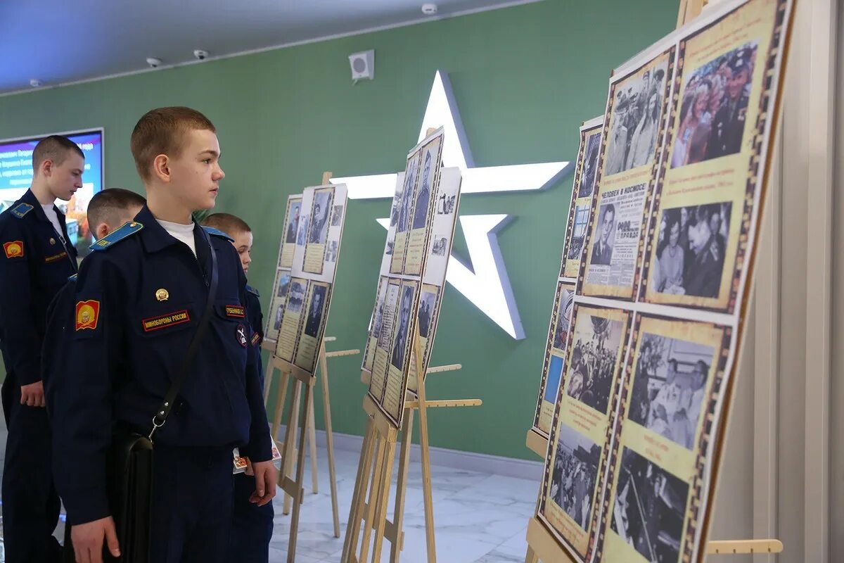 Оренбургское президентское училище. Оренбургское кадетское училище. Первое президентское кадетское училище в Оренбурге. Художественное училище Оренбург.