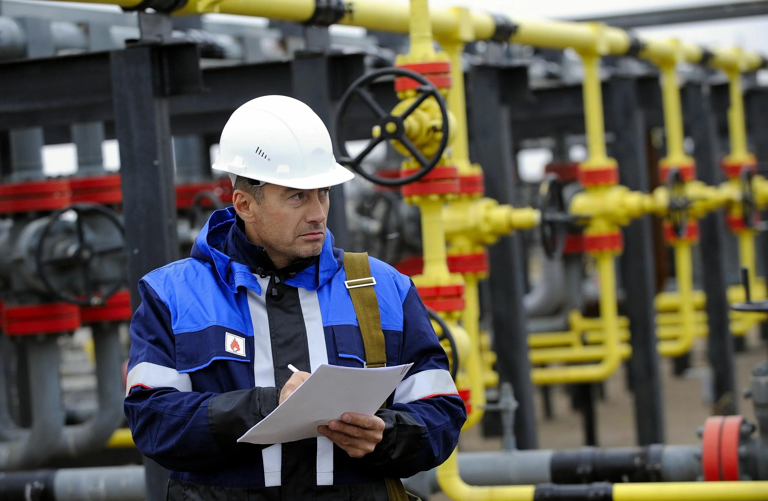 Менеджер нефтегазовых проектов. Менеджмент нефтегазового. Автоматизация технологических процессов и производств. Автоматизация технологических процессов и производств. Менеджмент нефтегазового.