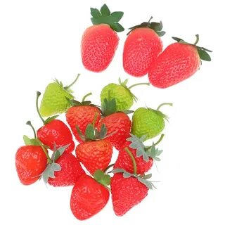 Пластиковая клубника