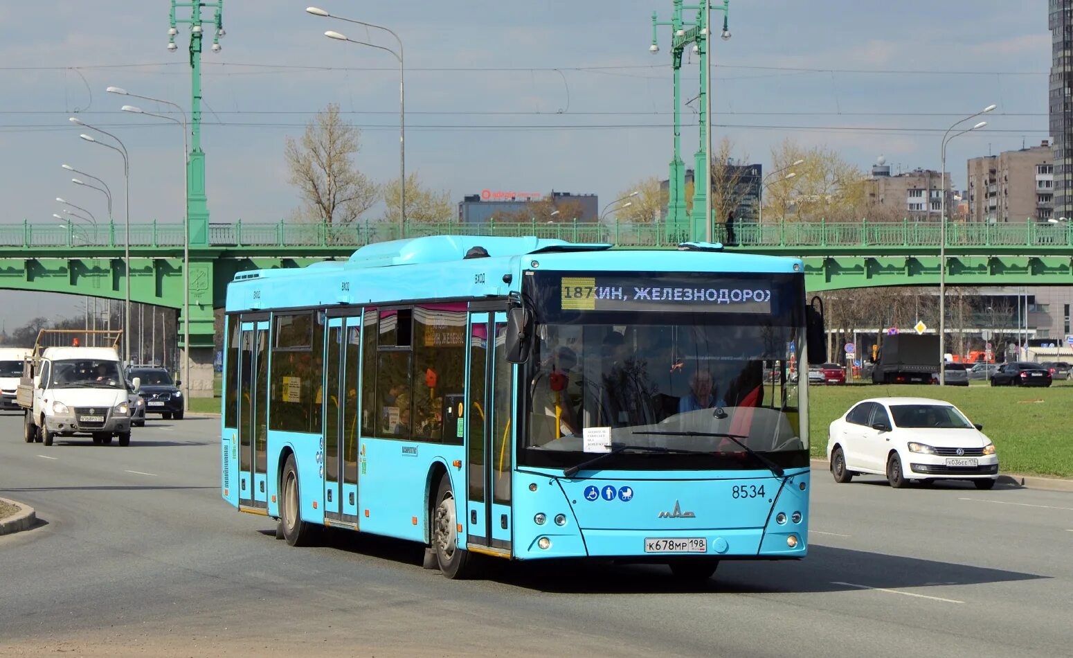 Маршрут 187. Маз 203. маз-203 автобус. автобус 187.