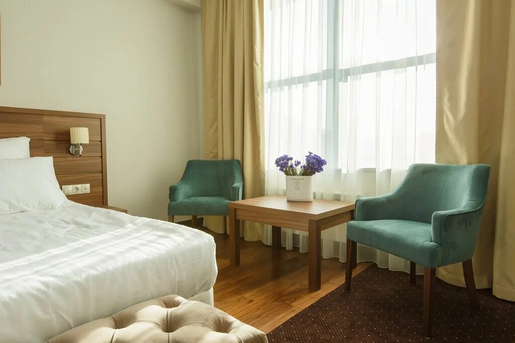 Отель жак монте махачкала. Отель jacques махачкала. Гостиница жак махачкала. Бизнес отель жак махачкала. Ресторан жак махачкала.