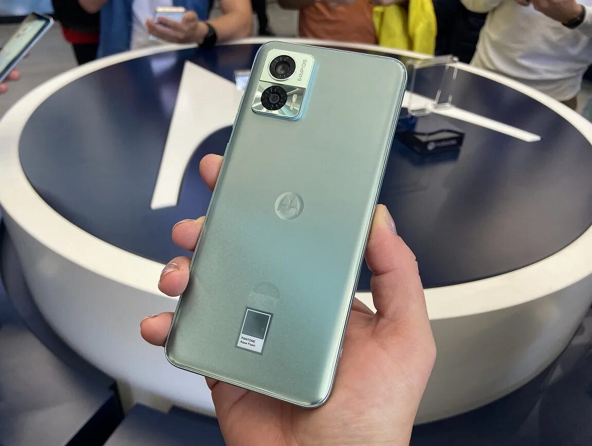Эйдж 30. Моторола edge 30 pro. Motorola 30 ultra. Motorola edge plus 2022. Motorola edge 30.