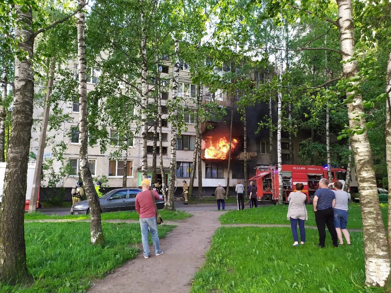 Ушинского 5 к 2 пожар. Гражданский проспект 130 к4. Гражданский проспект дом 130 корпус 4. Санкт Петербург Калининский район Гражданский проспект. Гражданский проспект дом 130 корпус 1.