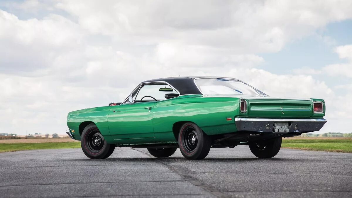 Plymouth Roadrunner 69. Плимут роад раннер. 1969 Plymouth Roadrunner 440 6bbl. Плимут роад раннер Форсаж.