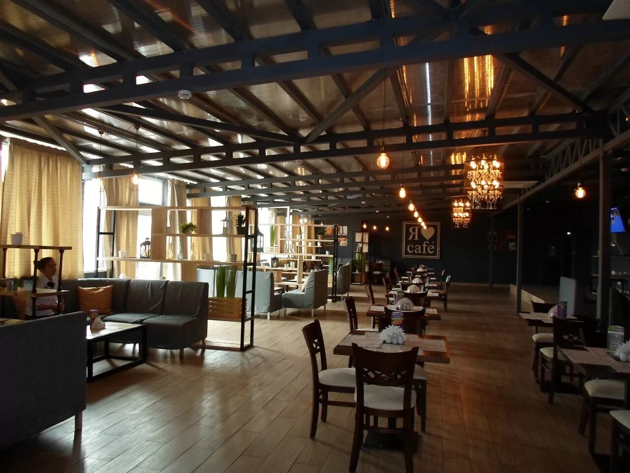 кафе в москве рядом. ближайшее кафе со мной. рыбный ресторан метро дмитровская. ближайшая кафе. кафе 317 краснопресненская.