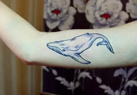 На руке сделаю тату силуэт кита