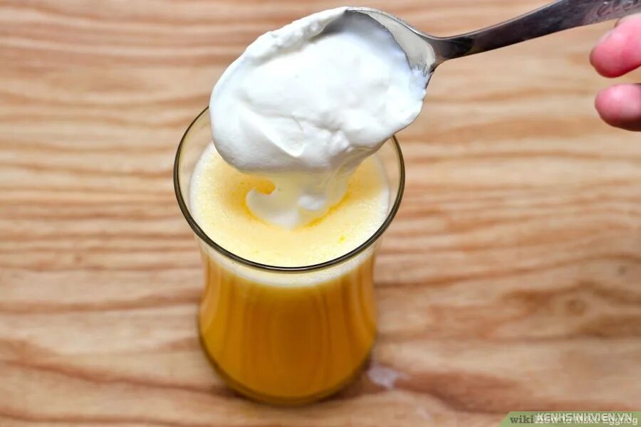 Гоголь моголь яйцо. Гоголь моголь от кашля рецепт. Гоголь моголь от кашля рецепт. Гоголь-моголь от кашля. Гоголь-моголь классический рецепт.