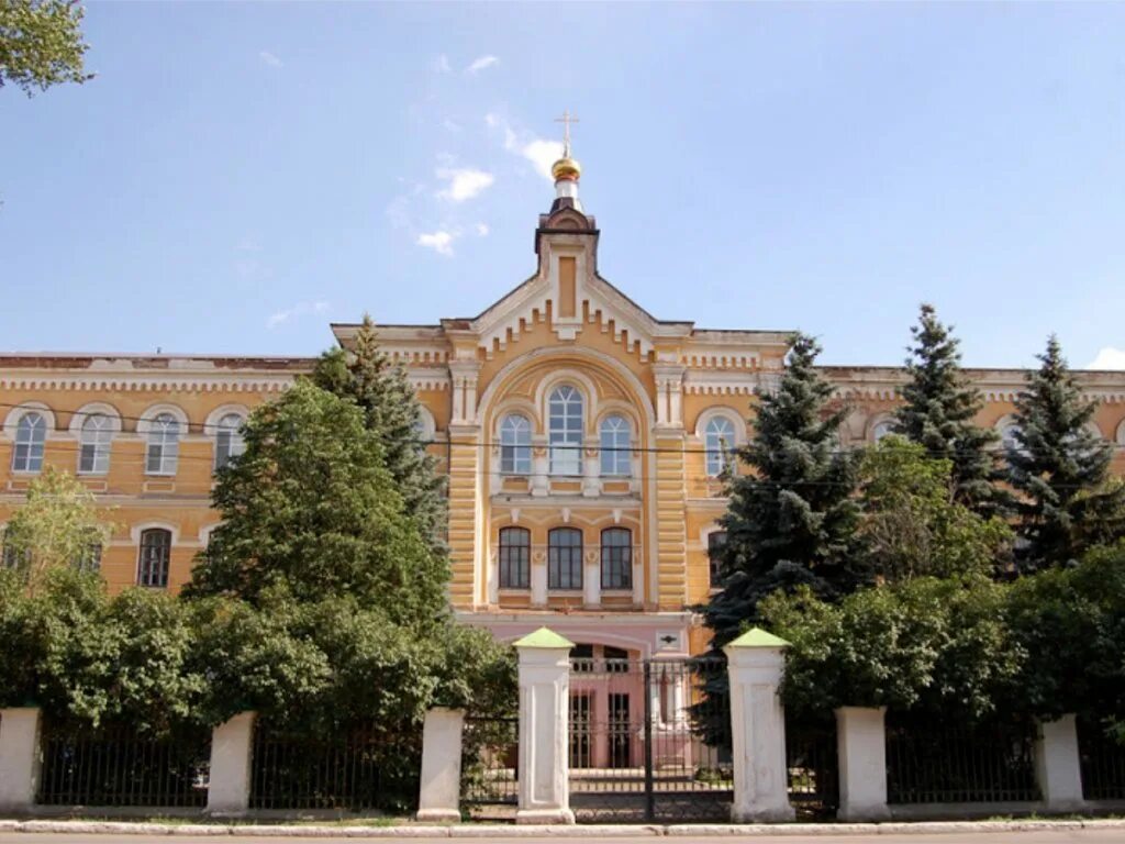 Оренбургская семинария. Духовная семинария оренбург. оренбургское духовное училище оренбург. челюскинцев 17 оренбург духовная семинария. здание духовной семинарии оренбург.